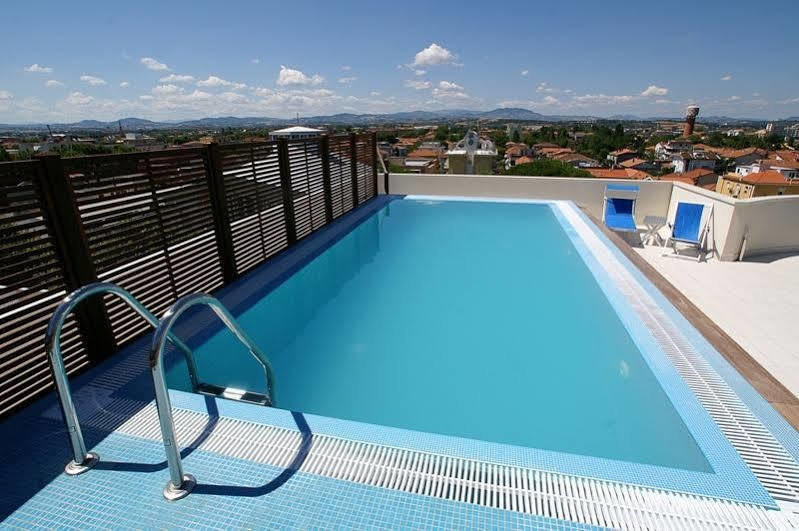 Wally Aparthotel Rimini