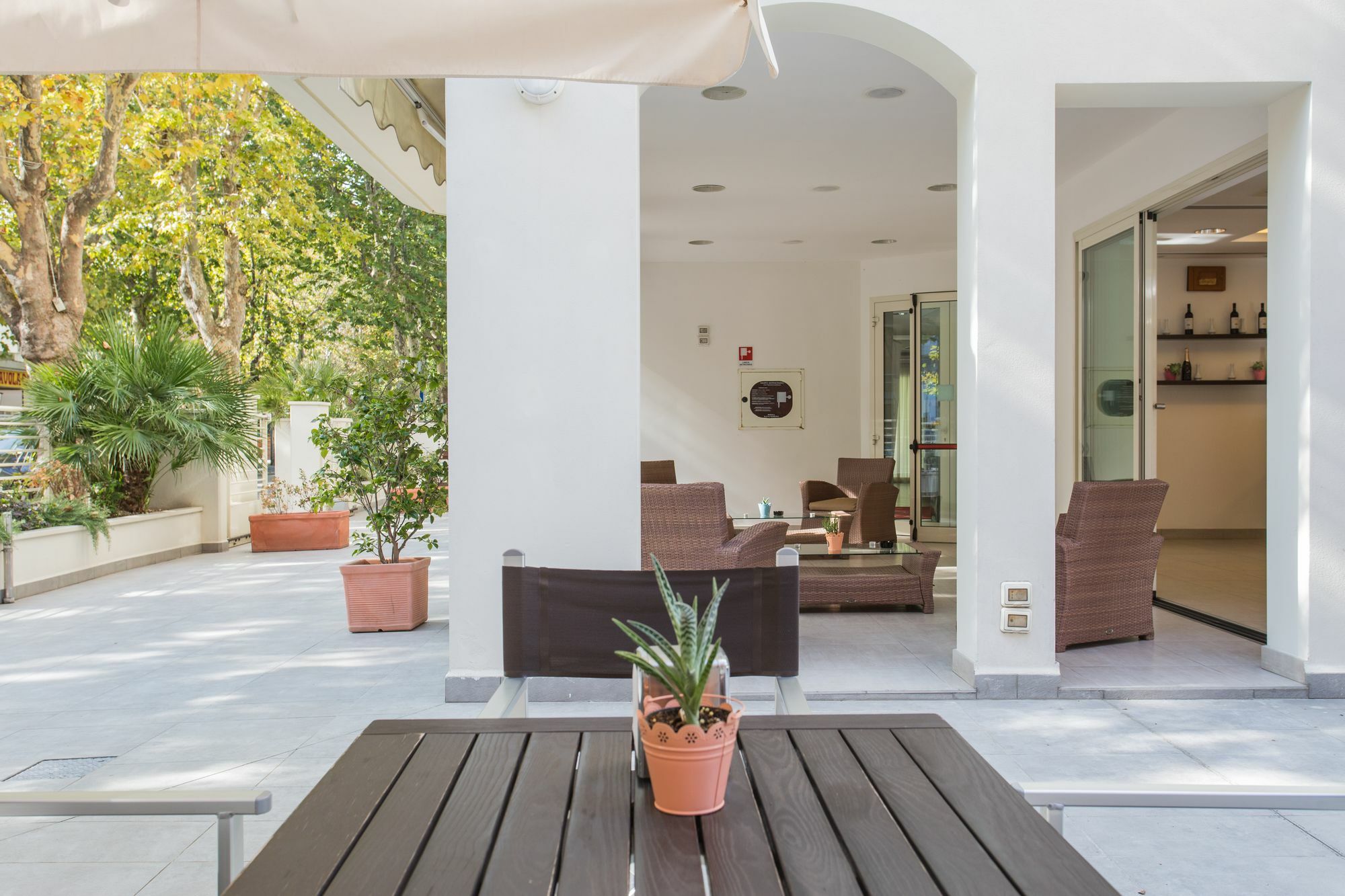 Wally Aparthotel